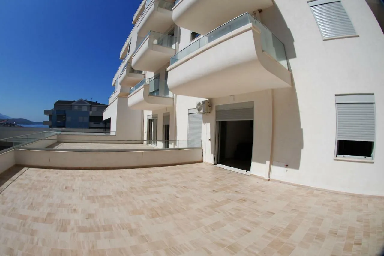 Marsela Gurma Apartments Saranda